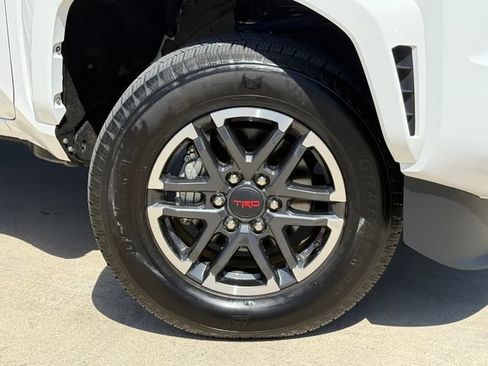 Used 2025 Toyota Tacoma TRD Sport image 2