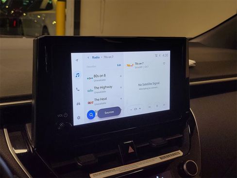 Used 2024 Toyota Corolla SE image 22