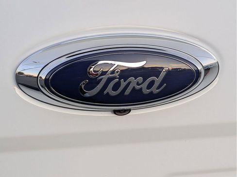 Certified 2022 Ford Ranger Lariat w/ Tremor Off-Road Package image 8