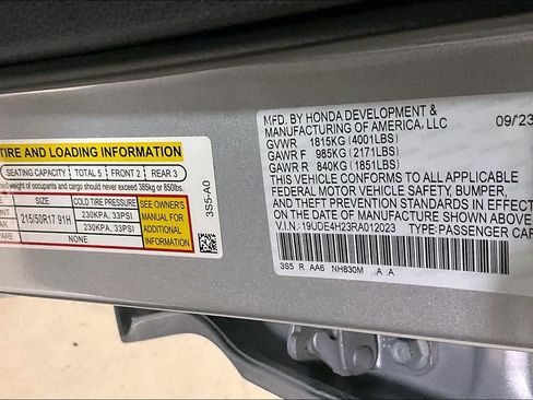 Used 2024 Acura Integra image 32