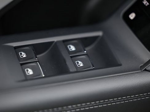 New 2025 Audi Q5 2.0T Premium Plus image 17