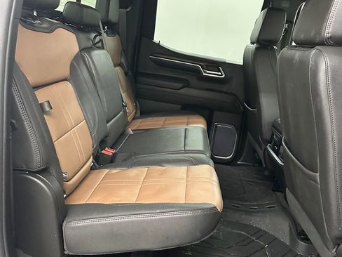 Used 2023 Chevrolet Silverado 1500 High Country w/ High Country Premium Package image 36