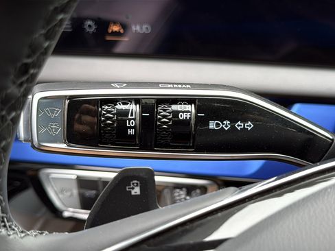 New 2026 Cadillac Optiq Luxury 2 image 14