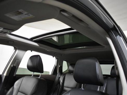 Certified 2023 Nissan Rogue SV w/ SV Premium Package image 42