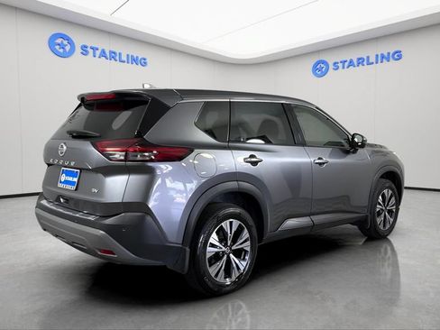 Used 2021 Nissan Rogue SV FWD image 9