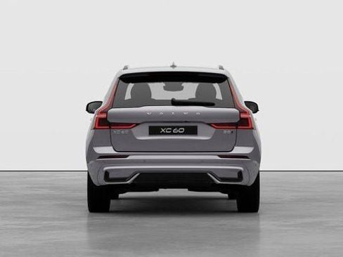 New 2026 Volvo XC60 B5 Plus w/ Protection Package Premier AWD/4WD image 4