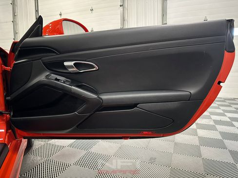 Used 2017 Porsche 718 Boxster Roadster 2D image 47