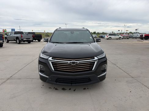 Used 2023 Chevrolet Traverse High Country AWD/4WD image 9