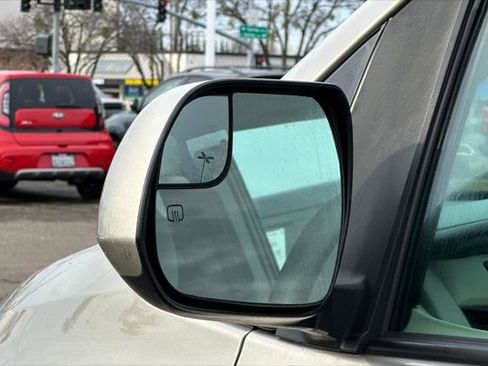 Certified 2017 Toyota Sienna LE image 20