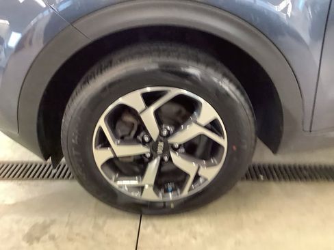 Used 2020 Kia Sportage LX w/ LX Popular Package AWD/4WD image 6