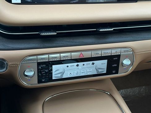 New 2026 Genesis G90 3.5T image 20