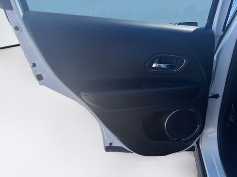 Used 2019 Honda HR-V EX-L image 26