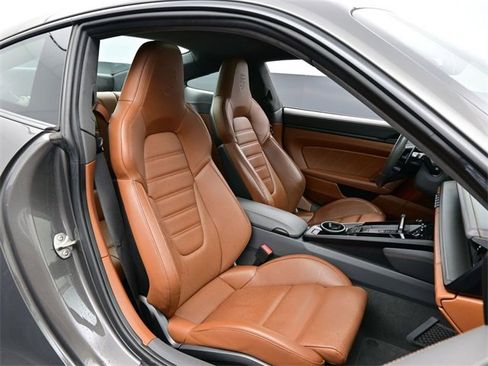 Used 2022 Porsche 911 Carrera 4 GTS image 14