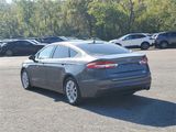 Used 2020 Ford Fusion SE image 3