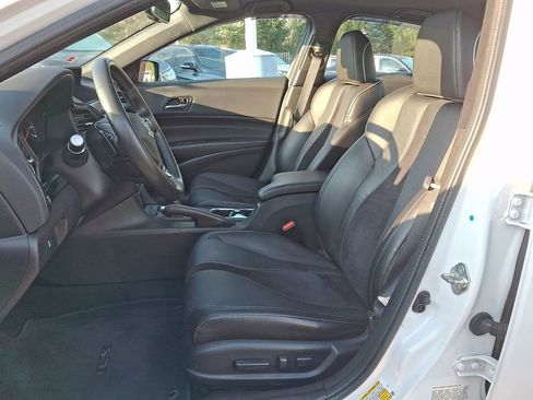 Used 2019 Acura ILX FWD image 10