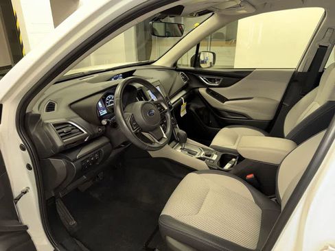 Used 2023 Subaru Forester Premium AWD/4WD image 29