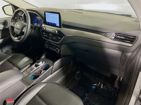 Used 2021 Ford Escape Titanium image 27