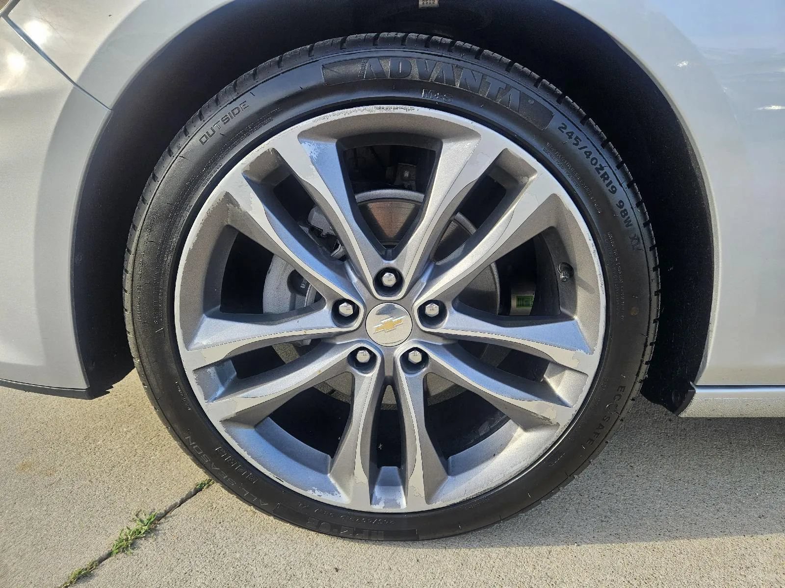 Used 2022 Chevrolet Malibu LT FWD image 9
