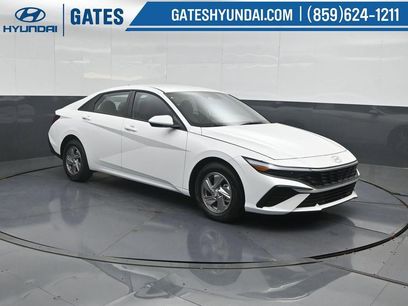 New 2026 Hyundai Elantra SE