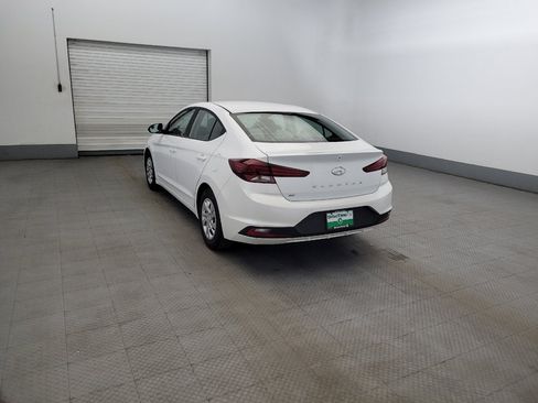 Used 2019 Hyundai Elantra SE FWD image 5