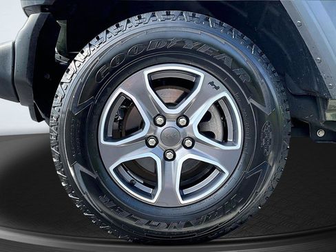 Used 2023 Jeep Wrangler Sport AWD/4WD image 10