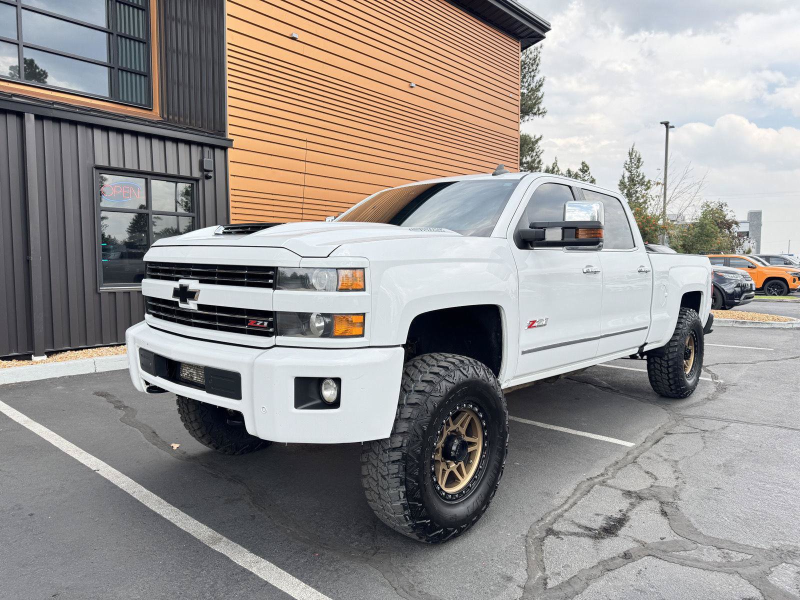 Used 2019 Chevrolet Silverado 2500 LTZ w/ Duramax Plus Package AWD/4WD image 1