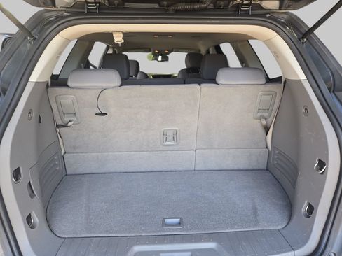 Used 2013 Chevrolet Traverse LS FWD image 15