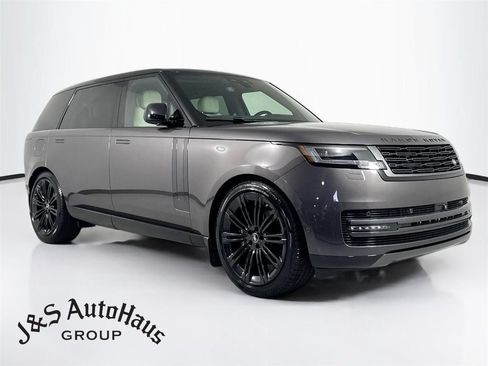 Used 2024 Land Rover Range Rover Long Wheelbase SE AWD/4WD image 1