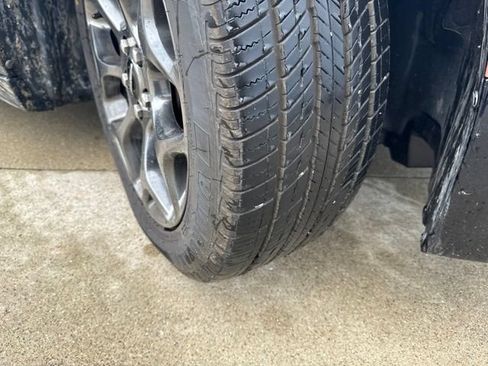 Used 2015 Chrysler 300 S AWD/4WD image 16