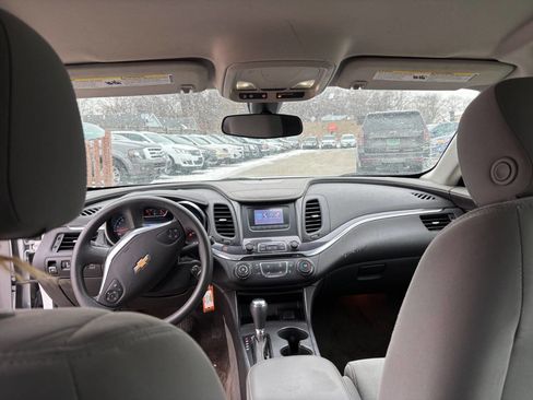 Used 2015 Chevrolet Impala LS image 12