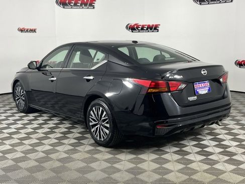 Used 2023 Nissan Altima 2.5 SV image 6