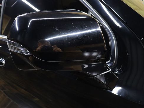 Used 2021 GMC Yukon SLT w/ SLT Premium Package image 8