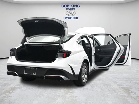 New 2026 Hyundai Sonata SE FWD image 28