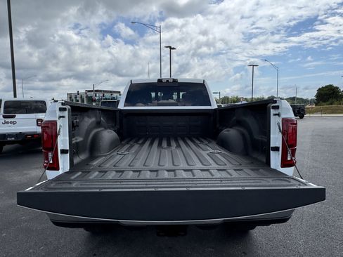 Used 2025 RAM 2500 Laramie image 9