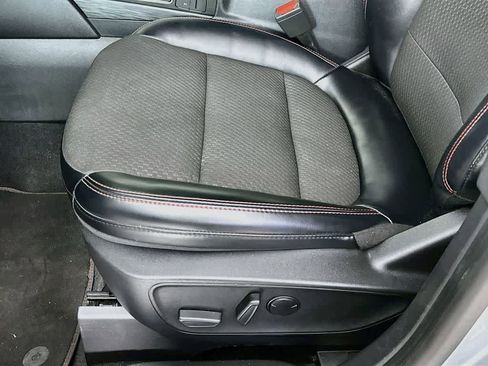 Used 2023 Ford Escape ST-Line AWD/4WD image 30
