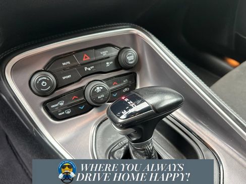 Used 2020 Dodge Challenger SXT w/ Driver Convenience Group RWD image 12