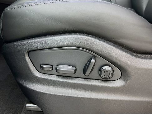 New 2026 Porsche Cayenne Coupe image 22