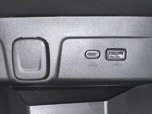 Used 2024 Chevrolet Trax LS w/ LS Convenience Package FWD image 22