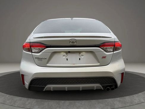 Used 2020 Toyota Corolla SE image 14