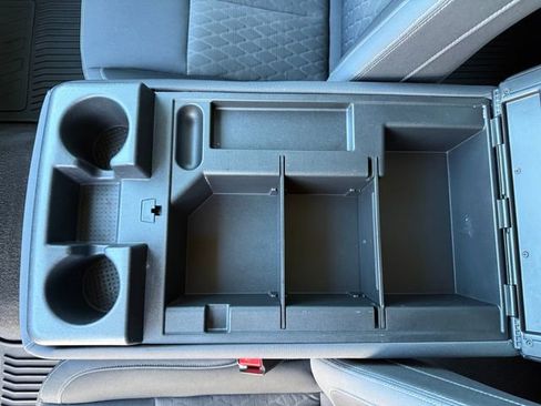 Used 2021 Nissan Titan SV w/ Accessory Utility Package AWD/4WD image 24