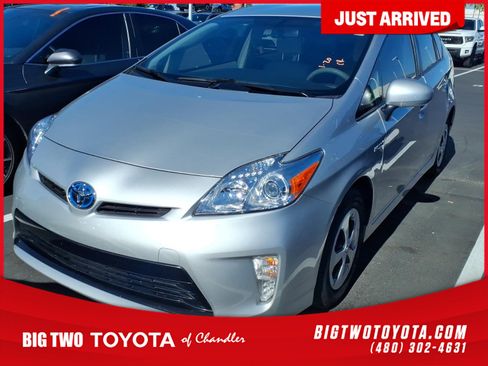 Used 2013 Toyota Prius Three image 1