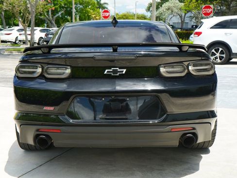 Used 2020 Chevrolet Camaro SS RWD image 10