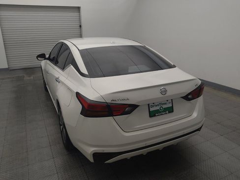 Used 2021 Nissan Altima 2.5 SV FWD image 6