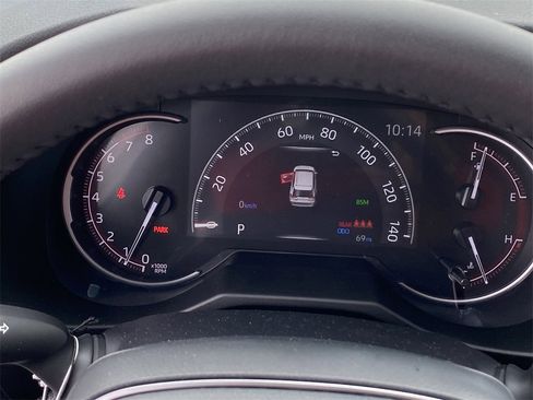 Certified 2025 Toyota RAV4 XLE Premium image 32