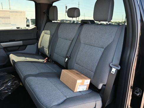 New 2026 Ford F250 XL w/ STX Appearance Package AWD/4WD image 29