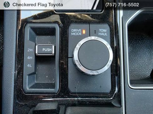 Used 2025 Toyota Tundra Limited AWD/4WD image 22