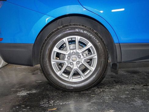 Used 2024 Chevrolet Equinox LS w/ LS Convenience Package image 7