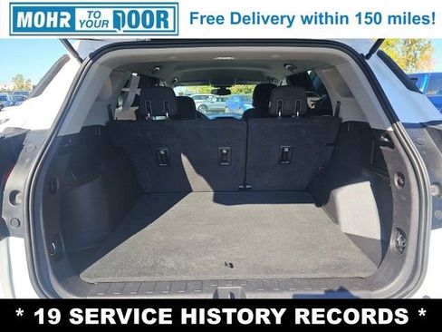 Used 2018 GMC Terrain SLE image 40