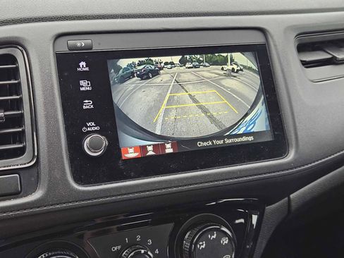 Used 2019 Honda HR-V Sport image 18