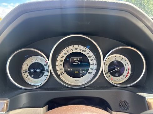Used 2014 Mercedes-Benz E 350 E 350 w/ Premium 1 Package image 22